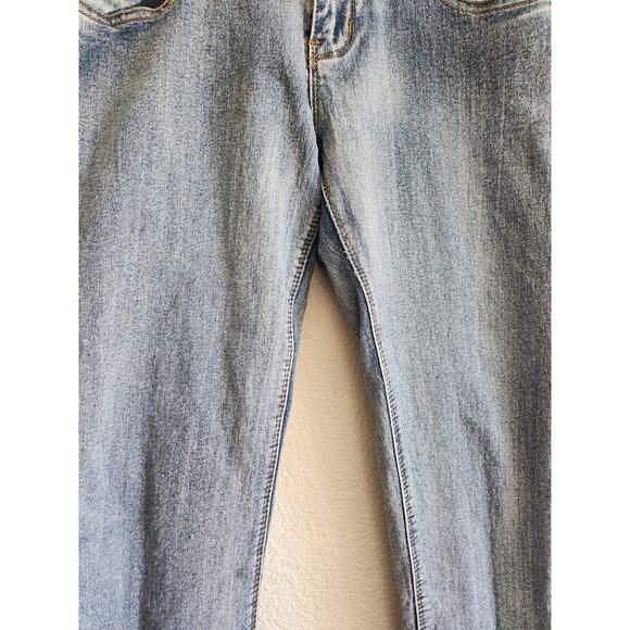 Classic Blue Sexy LightWash Straight Leg Denim Jeans 11 - Picture 9 of 11